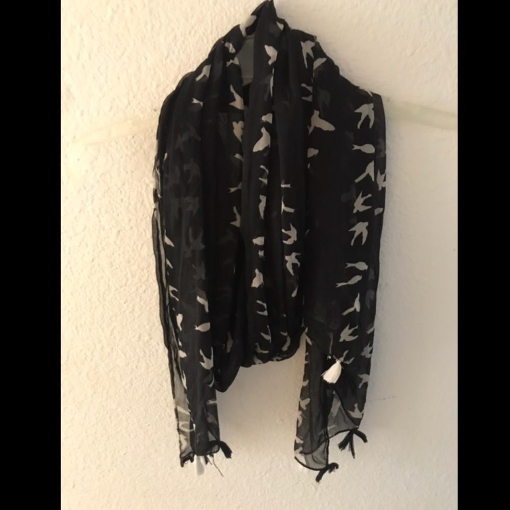 Bird scarf